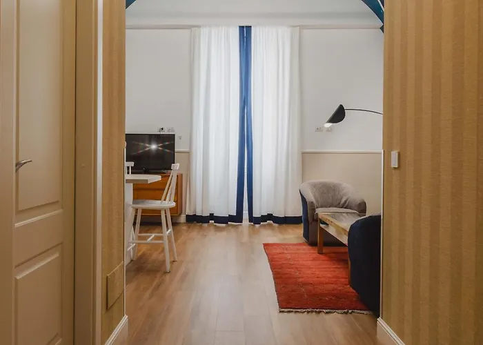 Vicario Guest house 4*